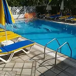 Aparthotel Elite