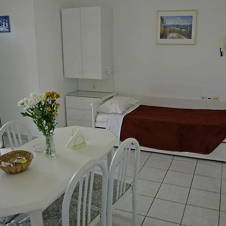Elite 2* Kalymnos Town