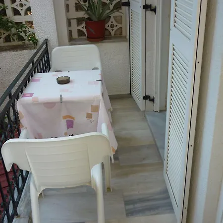 Elite Aparthotel